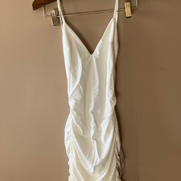 Kalli Dress from Tiger Mist - Picture 5 of 6